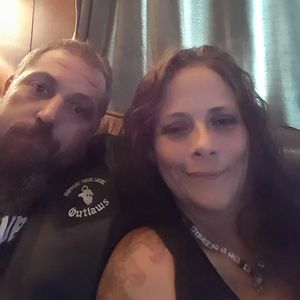 Meet your Posher, Cara